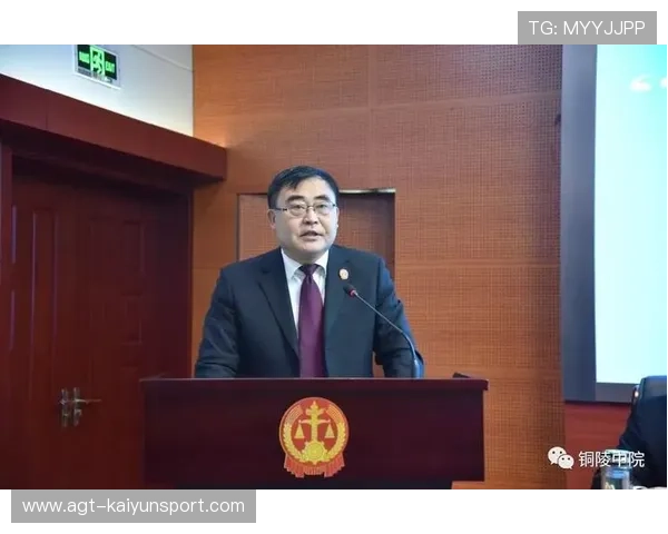 刘伟：职场“人人追逐职位”反映导向引领缺失